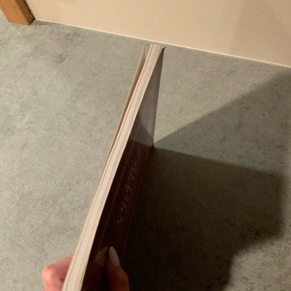 150 Crochet Trims Pattern Book by Susan Smith - Picture 6 of 8